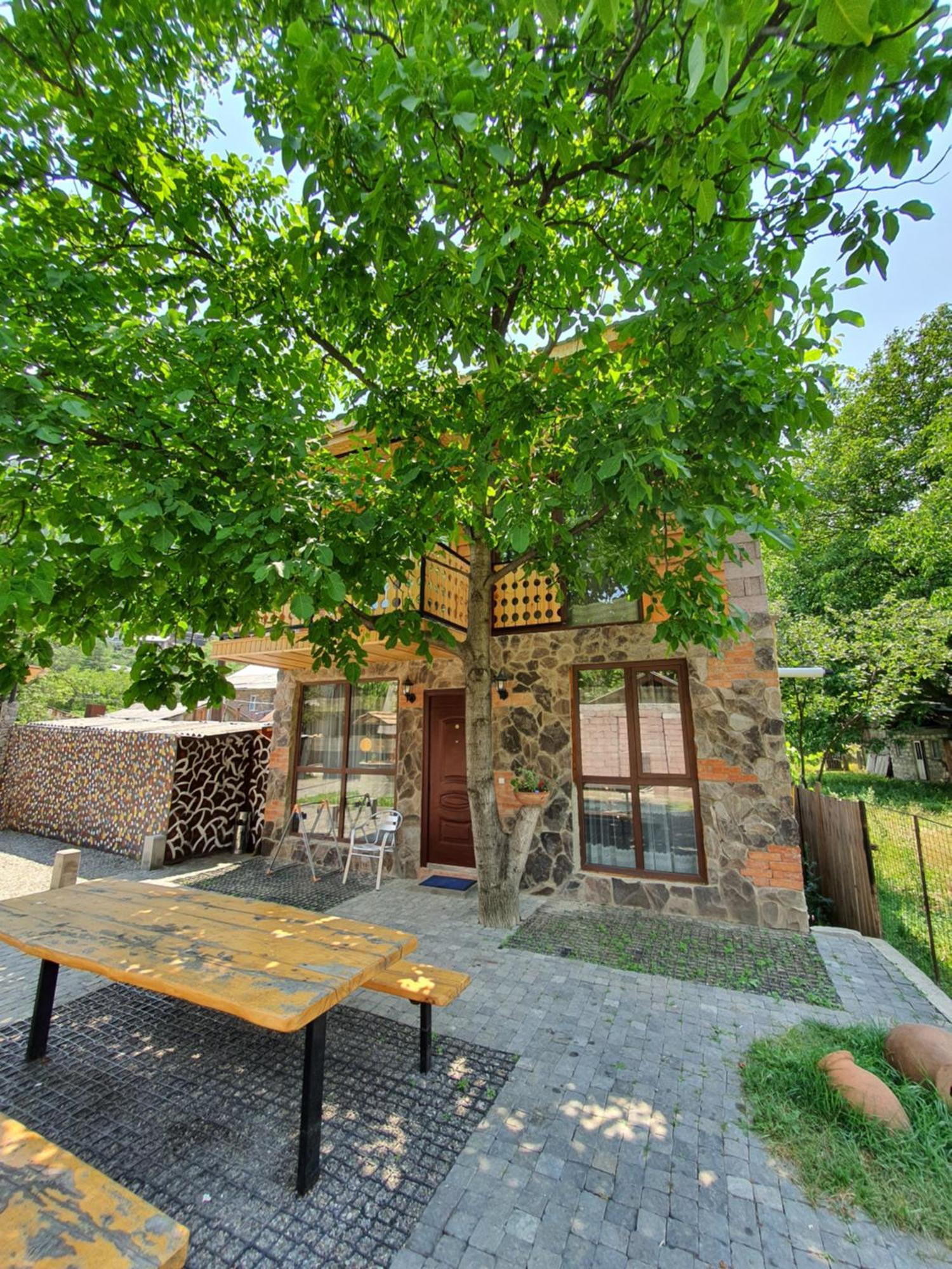 Levani'S Cottage Bordschomi Zimmer foto